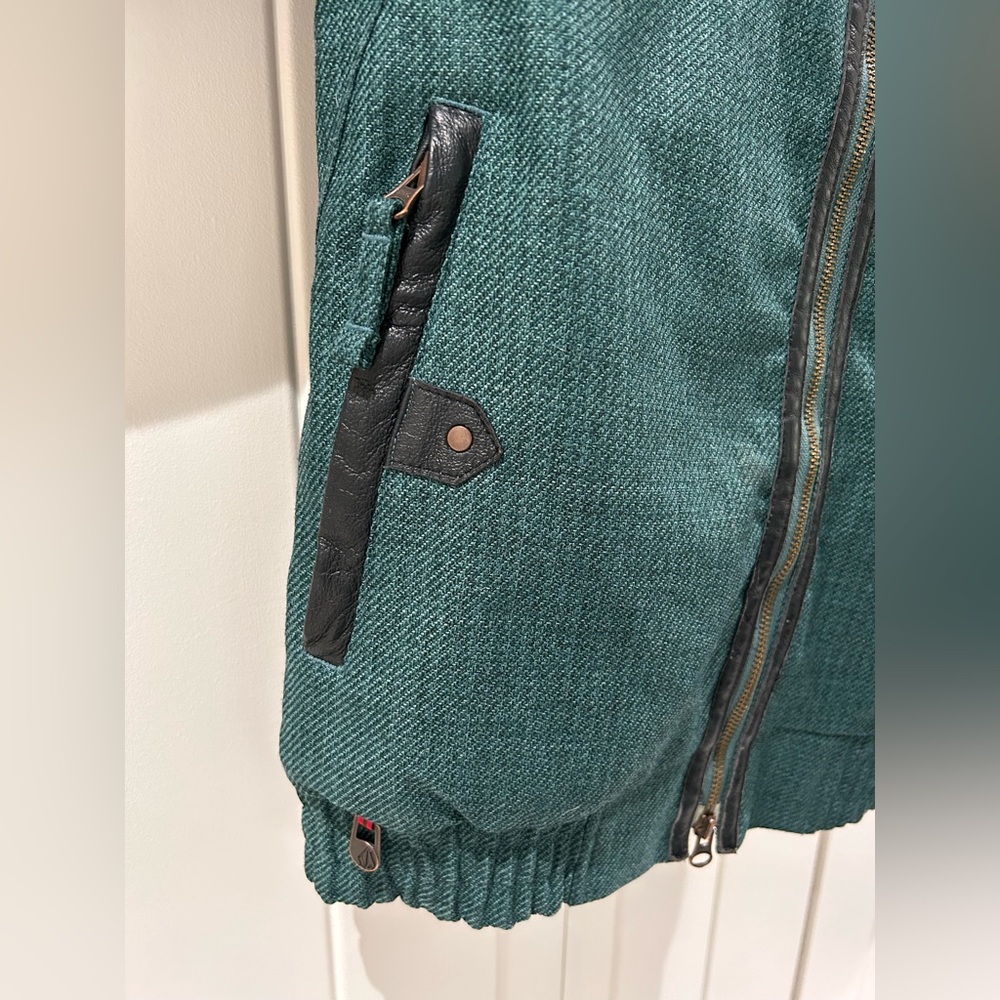 Volcom ’Cache Jacket’ - Picture 4 of 10